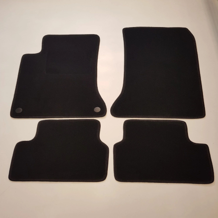 Mercedes GLA 2019-től szövetszőnyeg